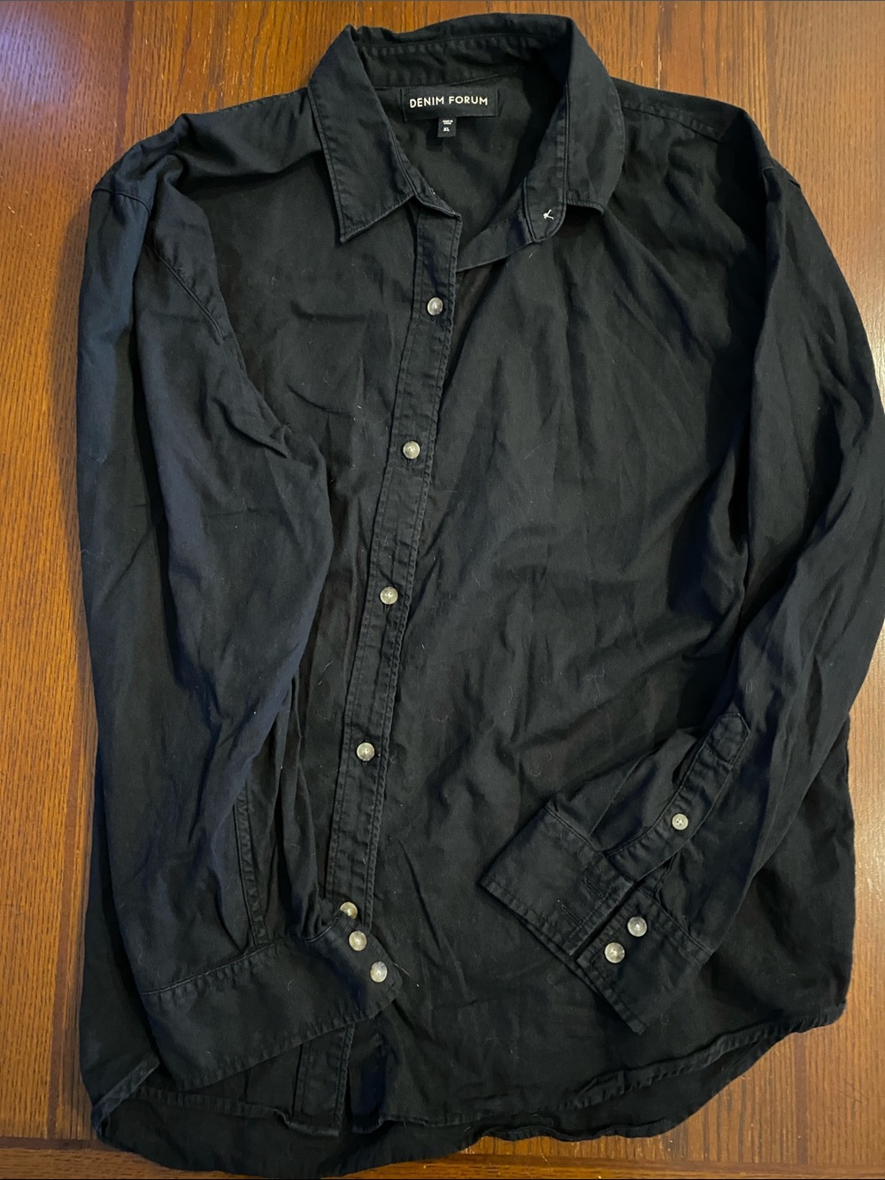 Denim Forum Women’s Black Long-Sleeve Button-Down Shirt